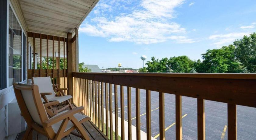 Best Western Stanton Inn Chilton Экстерьер фото